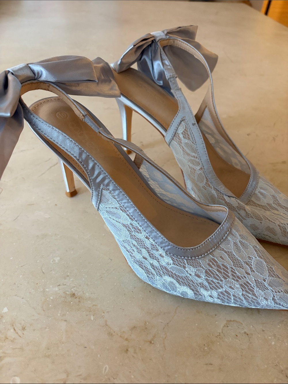 Lace Pointed-Toe Stiletto Heels with Bow